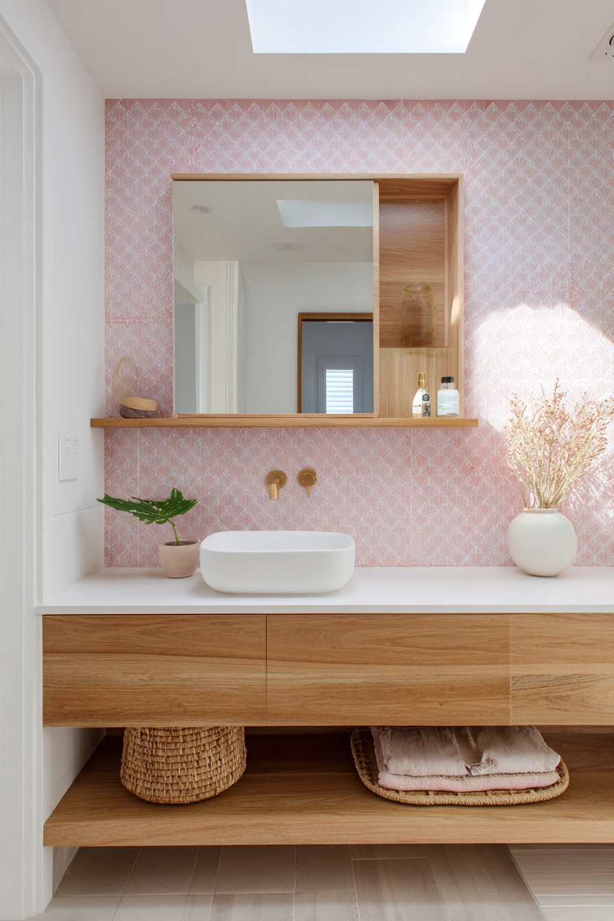 Bathroom backsplash ideas 39