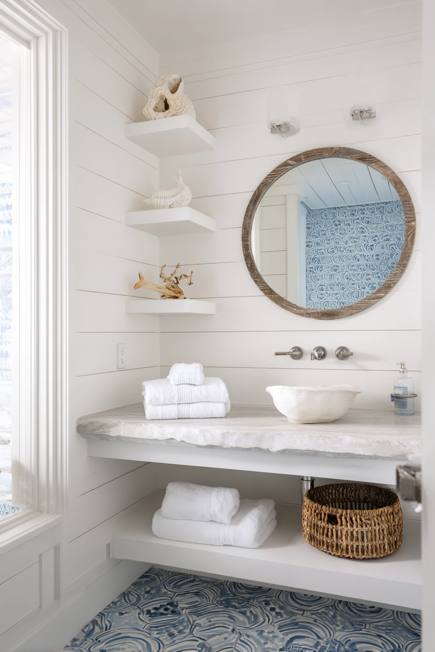 Coastal bathroom ideas 39
